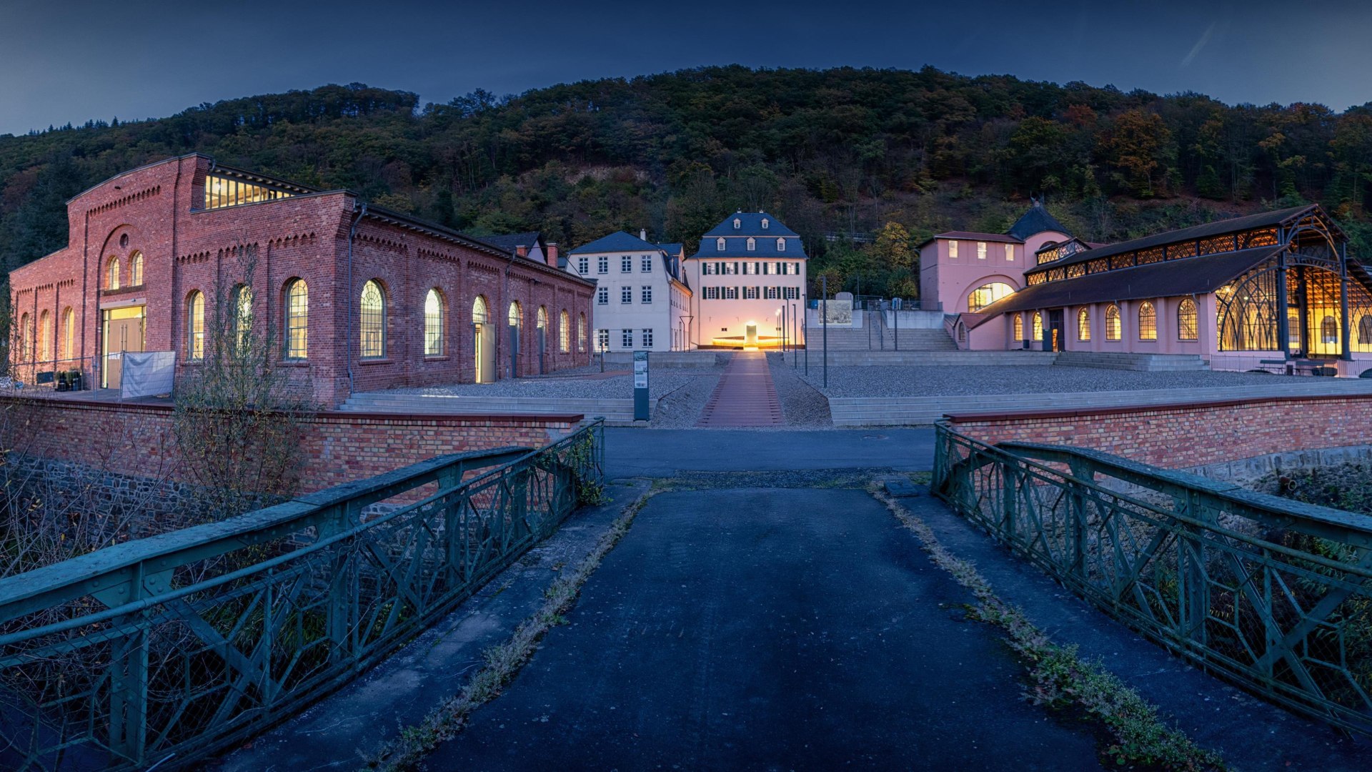 Sayner Hütte bei Nacht | © Stiftung Sayner Hütte