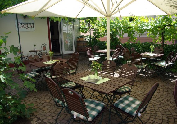 Terrasse Weinwirtschaft Laquai | © Weingut Laquai