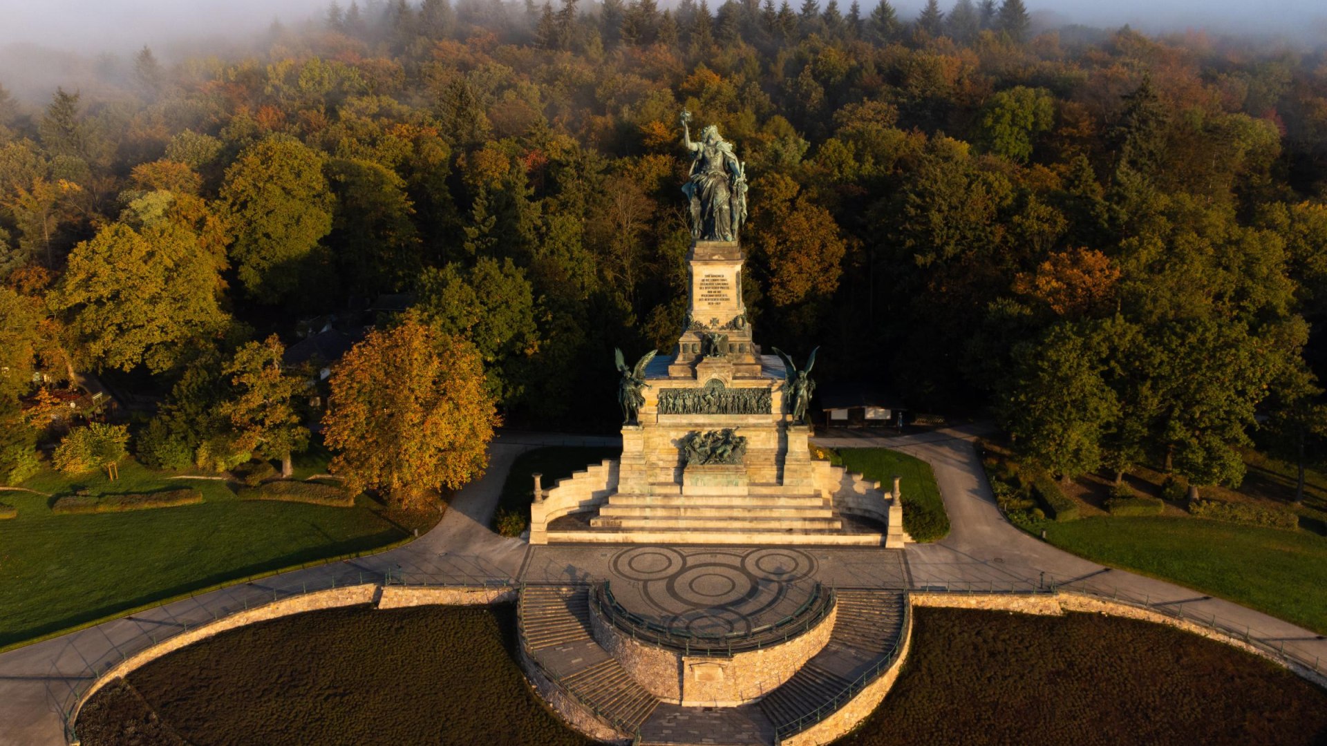 Luftaufnahme Niederwalddenkmal | © HA Hessen Tourismus, k22