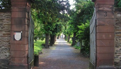 Hauteinang Friedhof | © Esser-Taylor