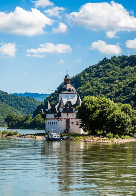 Pfalzgrafenstein Castle near Kaub | © Henry Tornow