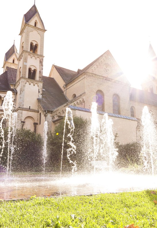 Blumenhof mit Basilika | © Koblenz-Touristik Gmbh / Johannes Bruchhof