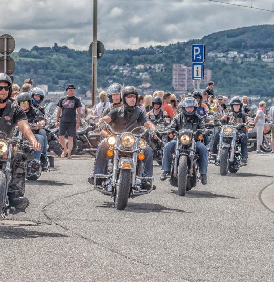 Magic Bike - Biker auf der Rheinstraße | © Rüdesheim Tourist AG - Foto Marlis Steinmetz