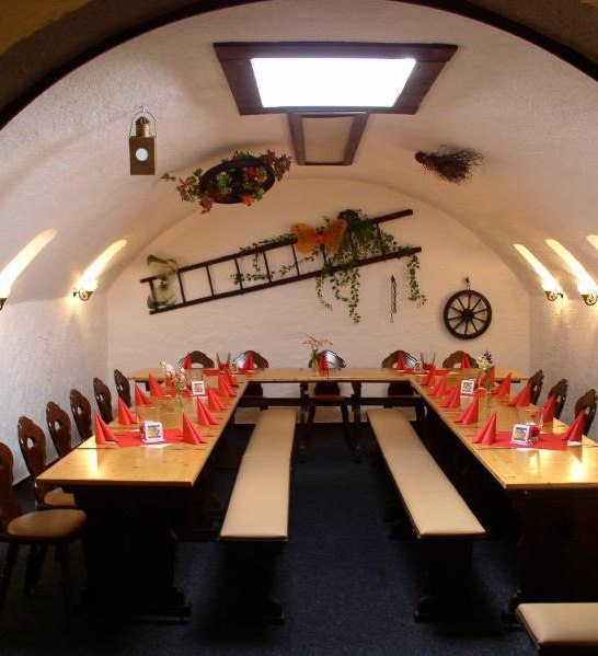 Restauran Zur Krone Gastraum Keller | © Restauran Zur Krone