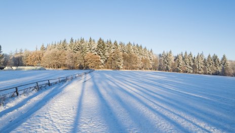 Winterstimmung auf der Iserbachschleife | © Andreas Pacek, Touristik-Verband Wiedtal e.V.