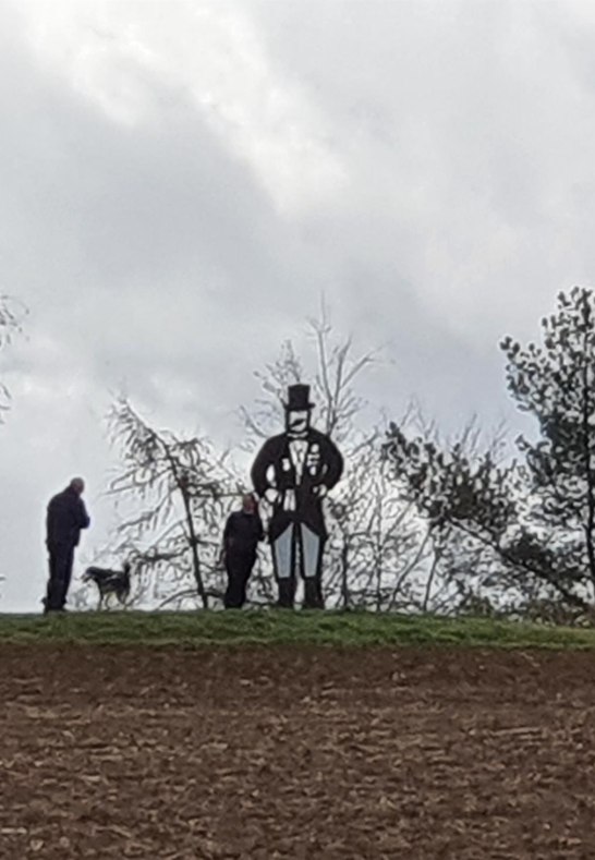 Wanderer beim "Qutschehannes" | © T. Biersch