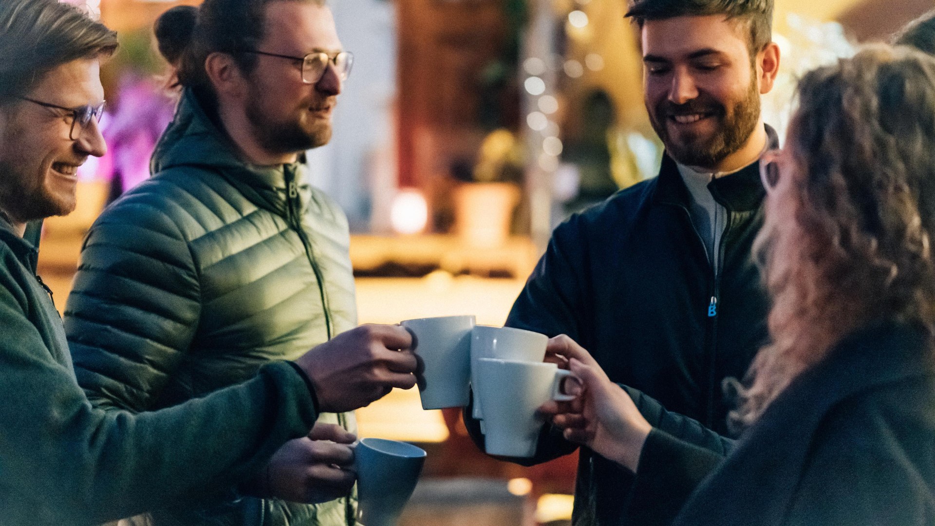 Glühwein im Hof | © Bees Restaurant