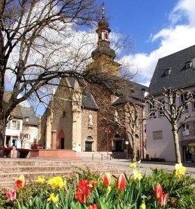 St. Jakobuskirche / Marktbrunnen | © Rüdesheim Tourist AG