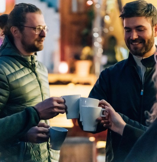 Glühwein im Hof | © Bees Restaurant