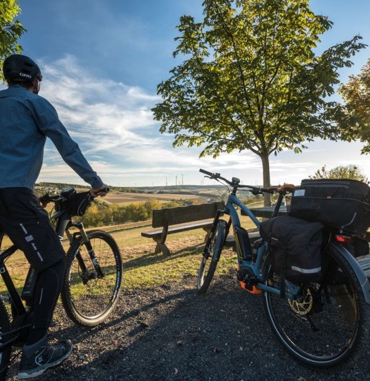 Auf der Loreley-Radtour Hunsrück-Mittelrhein | © Dominik Ketz für Merian / Rheinland-Pfalz Tourismus GmbH