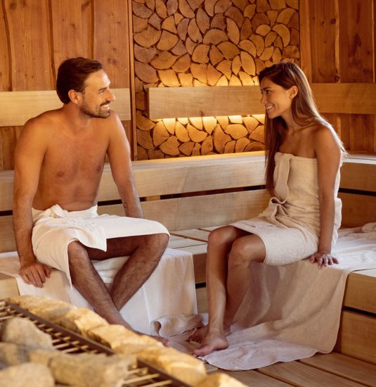 Paar in der Sauna | © Staatsbad Bad Bergzabern GmbH / Pfalz-Touristik e.V.