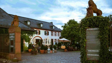 Außenansicht Schlossschaenke | © Schloss Residenz Reinhartshausen