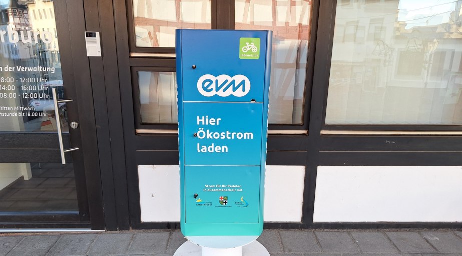 Ladestation für E-Bikes | © Tourist-Information Erlebnis Rheinbogen