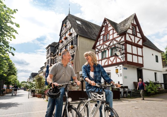 Altes Zollhaus am Rheinradweg | © Dominik Ketz/Romantischer Rhein Tourismus GmbH